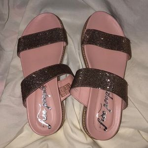 - FREE PEOPLE ROSE GOLD SANDALS
